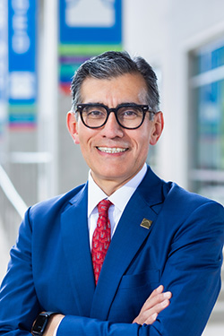 Mike Flores